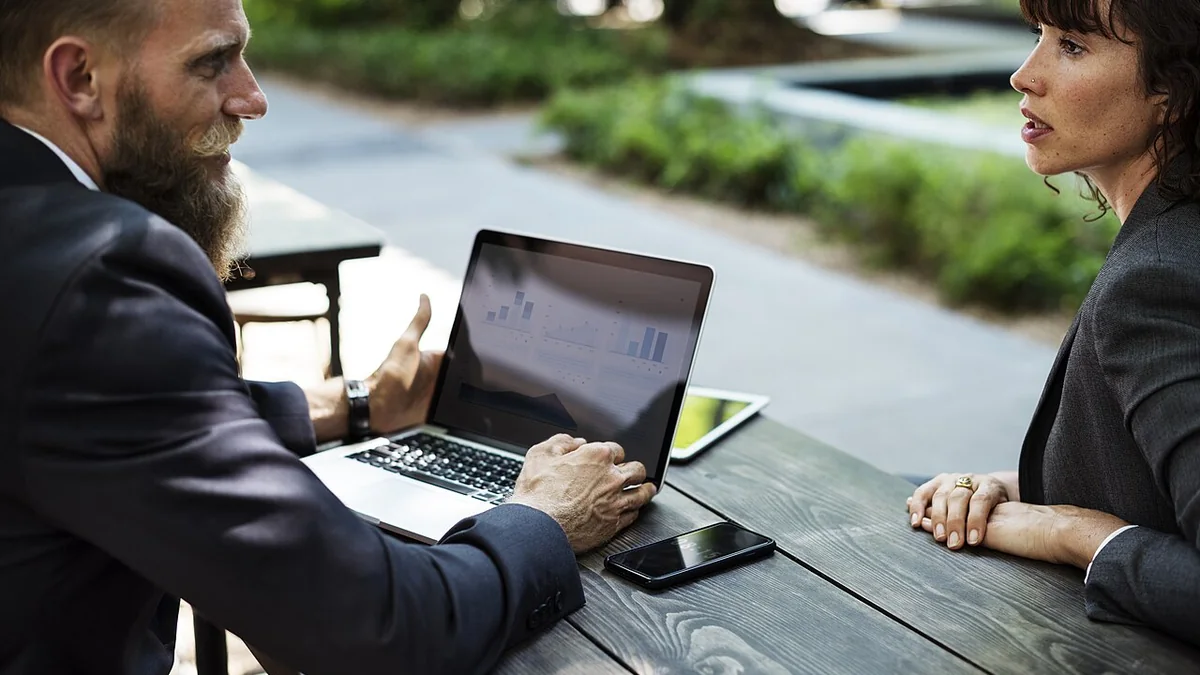 Sales team using AI to prepare customer follow-up notes