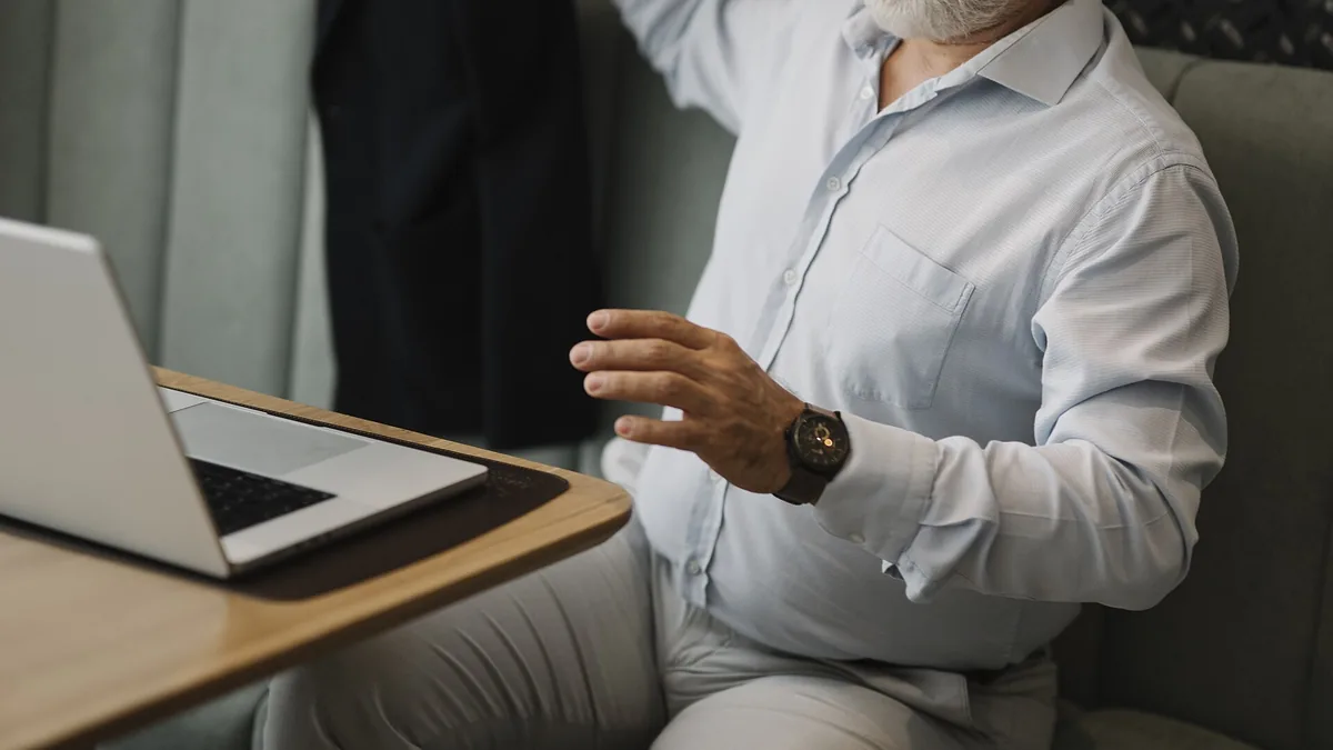 Checklist for evaluating an AI tool for business use